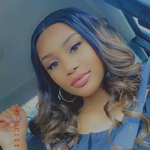 Meet your Posher, Kiana